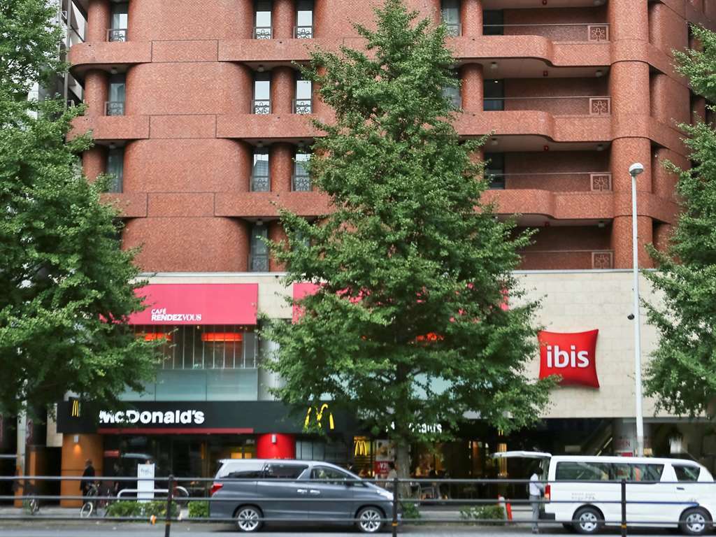 Hotel Ibis Tokyo Shinjuku Exterior foto